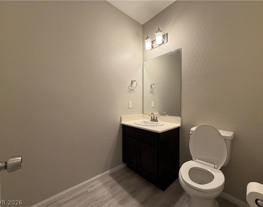 7753 Eastham Bay Avenue - Photo Thumbnail 8