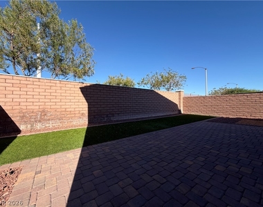 7753 Eastham Bay Avenue - Photo Thumbnail 22