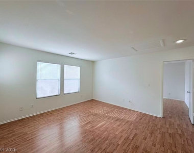 10662 Foggy Glen Avenue - Photo Thumbnail 10
