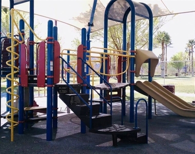10662 Foggy Glen Avenue - Photo Thumbnail 24