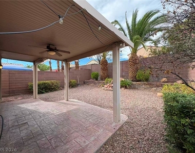 10662 Foggy Glen Avenue - Photo Thumbnail 20