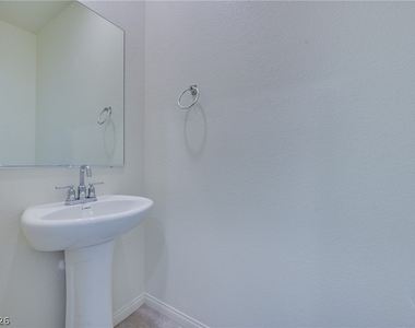 7597 Moore Creek Lane - Photo Thumbnail 30