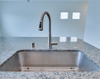 7597 Moore Creek Lane - Photo Thumbnail 23