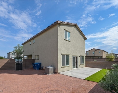 7597 Moore Creek Lane - Photo Thumbnail 60