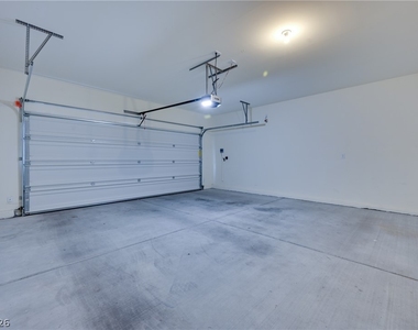 7597 Moore Creek Lane - Photo Thumbnail 31