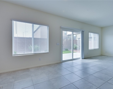 7597 Moore Creek Lane - Photo Thumbnail 11