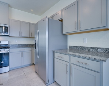 7597 Moore Creek Lane - Photo Thumbnail 17