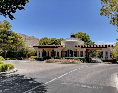 89 Olympia Chase Drive - Photo Thumbnail 76