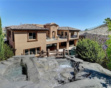 89 Olympia Chase Drive - Photo Thumbnail 89