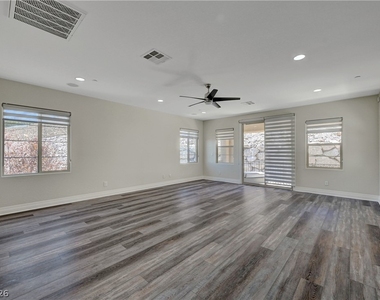 89 Olympia Chase Drive - Photo Thumbnail 26
