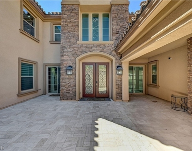 89 Olympia Chase Drive - Photo Thumbnail 71