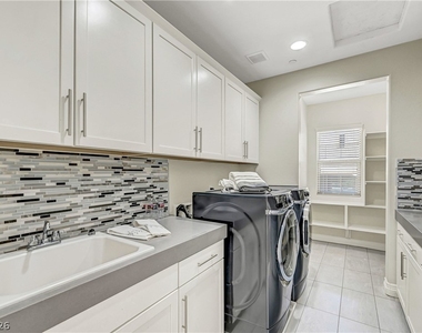 89 Olympia Chase Drive - Photo Thumbnail 44