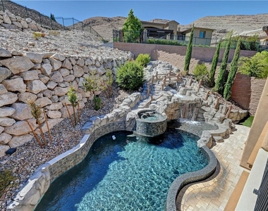 89 Olympia Chase Drive - Photo Thumbnail 61