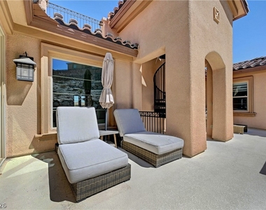 89 Olympia Chase Drive - Photo Thumbnail 57