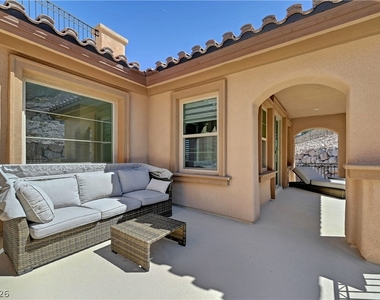 89 Olympia Chase Drive - Photo Thumbnail 58