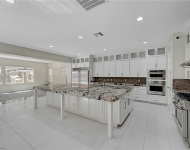 89 Olympia Chase Drive - Photo Thumbnail 8