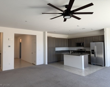 411 Hellebores Avenue - Photo Thumbnail 9