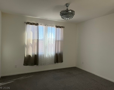 411 Hellebores Avenue - Photo Thumbnail 18