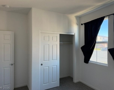 411 Hellebores Avenue - Photo Thumbnail 3