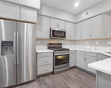 11870 Tevare Lane - Photo Thumbnail 5