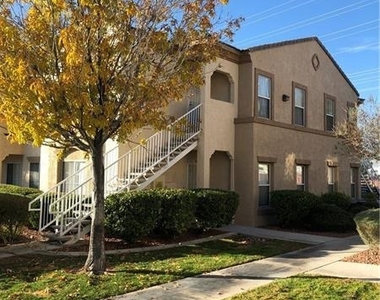 3400 Cabana Drive - Photo Thumbnail 6