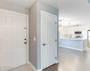 2629 S Durango Drive - Photo Thumbnail 4