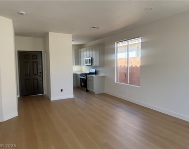 1408 Hometown Avenue - Photo Thumbnail 11