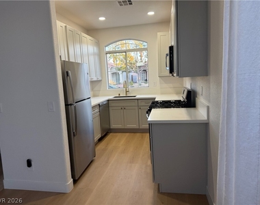 1408 Hometown Avenue - Photo Thumbnail 7