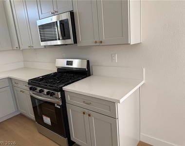 1408 Hometown Avenue - Photo Thumbnail 42