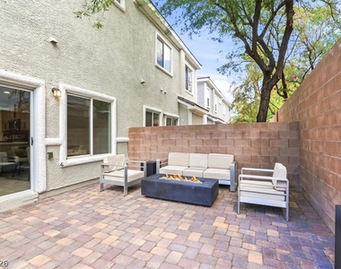 232 Friendly Court - Photo Thumbnail 26