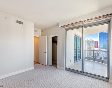 322 Karen Avenue - Photo Thumbnail 13