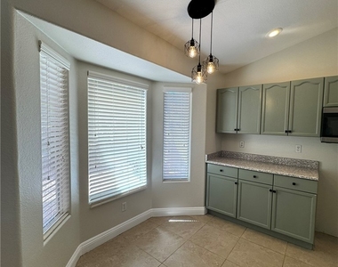6297 Belgium Drive - Photo Thumbnail 7