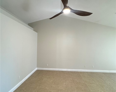 6297 Belgium Drive - Photo Thumbnail 12