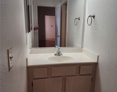 231 Horizon Ridge Parkway - Photo Thumbnail 32