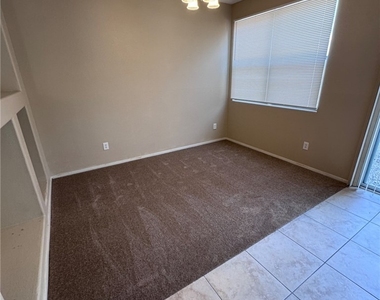 9118 Wine Cellar Avenue - Photo Thumbnail 22