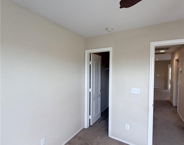 9118 Wine Cellar Avenue - Photo Thumbnail 25