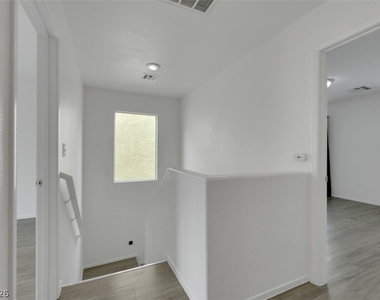 7222 Liberty Pride Street - Photo Thumbnail 17