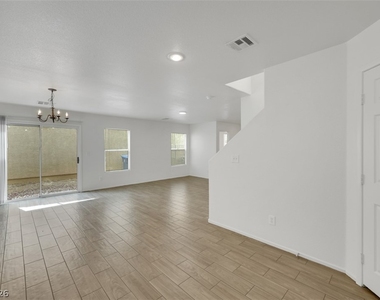 7222 Liberty Pride Street - Photo Thumbnail 16