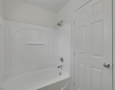 7222 Liberty Pride Street - Photo Thumbnail 31