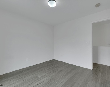 7222 Liberty Pride Street - Photo Thumbnail 23