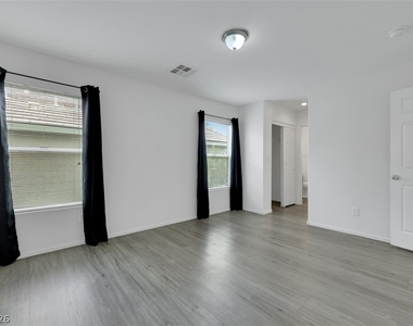 7222 Liberty Pride Street - Photo Thumbnail 19
