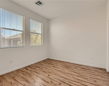 97 Daisy Springs Court - Photo Thumbnail 4