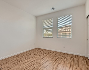 97 Daisy Springs Court - Photo Thumbnail 5