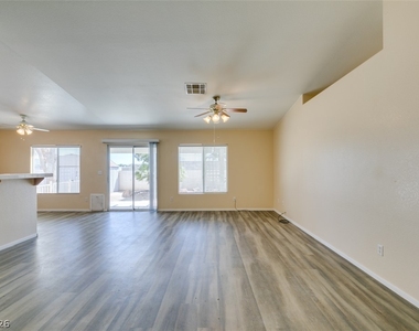 3001 Johannan Lane - Photo Thumbnail 2