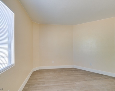 3001 Johannan Lane - Photo Thumbnail 19
