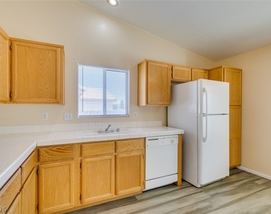 3001 Johannan Lane - Photo Thumbnail 16