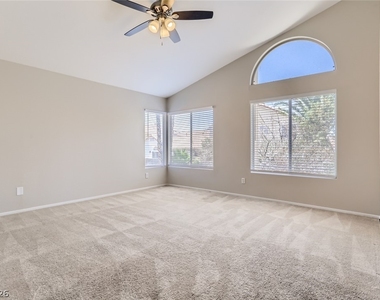 317 Windmere Street - Photo Thumbnail 8