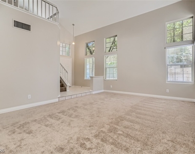 317 Windmere Street - Photo Thumbnail 2