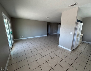 4913 Danbrook Court - Photo Thumbnail 16