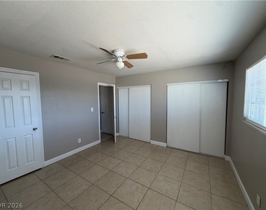 4913 Danbrook Court - Photo Thumbnail 25